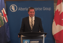 Scheer Pushes Back On Trudeau’s Attacks On Energy Industry & Small Business