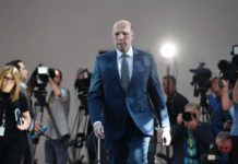 Australia considers fast-track visas for white South African farmers