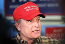 Curt Schilling Backs Pro-Trump ‘QAnon’ Conspiracy Theory