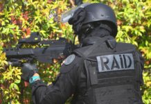 Police raid scientists who discovered new vaccine dangers by Jon Rappoport