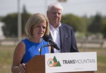 Rachel Notley fed up with federal NDP leader Singh’s anti-pipeline, ‘elitist’ views