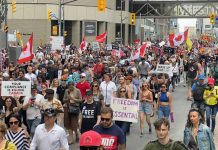 Thousands in Toronto march against ongoing lockdowns