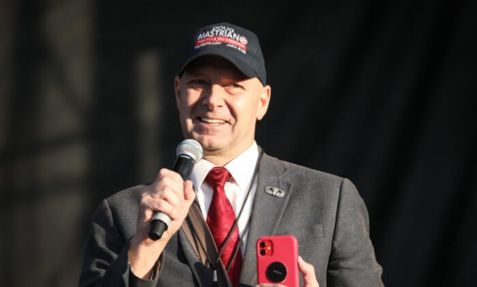 20201212-LetTheChurchRoar-SamiraBouaou-Epoch-Times-9A6A1624-700x420