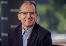 Moderna CEO: 400% price hike on COVID vaccine “consistent with the value”